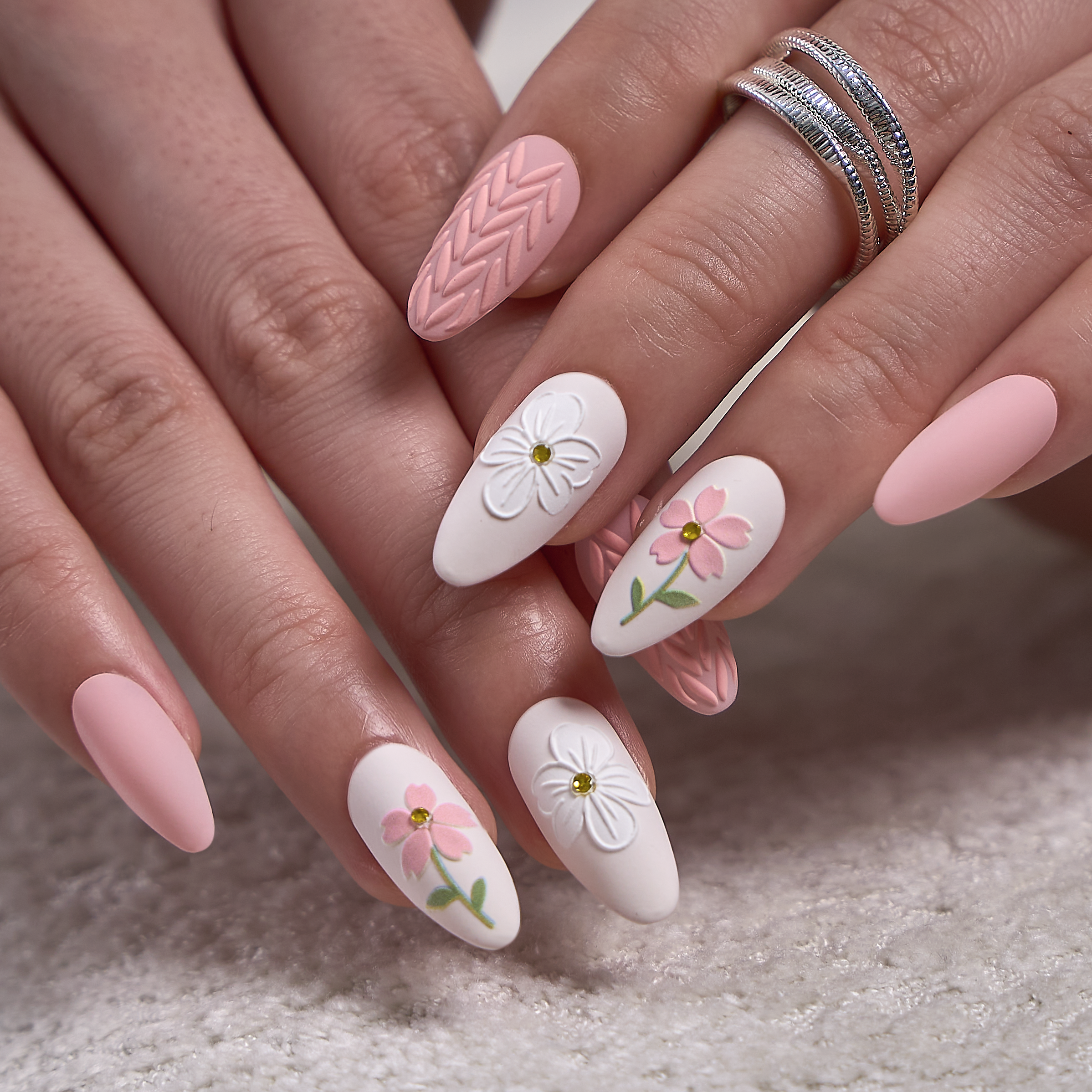 Designer’s Pick | Knitted Blossom –  M Almond